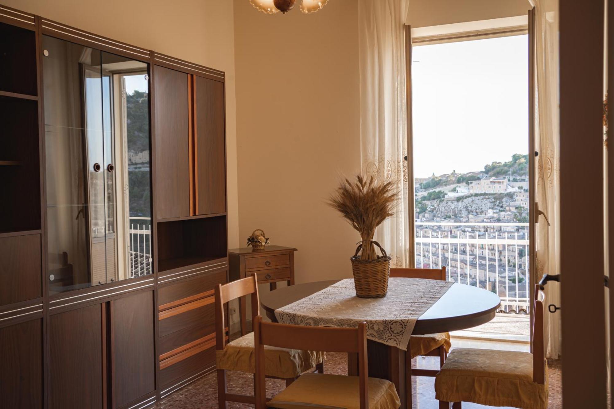 Il Girasole Apartment